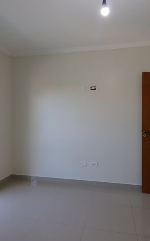 Casa à venda com 104m², 2 quartos e 3 vagasSuíte 2