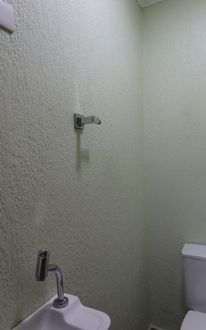 Casa à venda com 104m², 2 quartos e 3 vagasLavabo da Sala