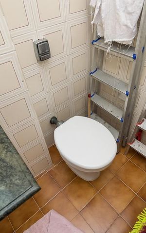 Apartamento à venda com 160m², 3 quartos e 2 vagas Apartamento à venda com 160m², 3 quartos e 2 vagasBanheiro de serviço