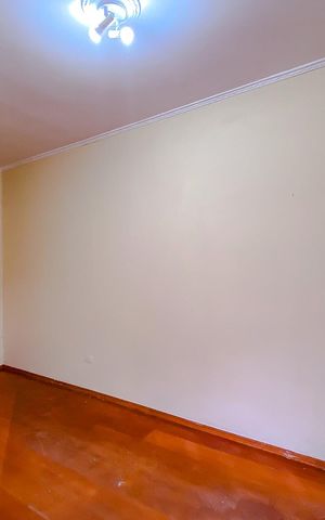 Casa à venda com 180m², 2 quartos e 2 vagasQuarto de Serviço