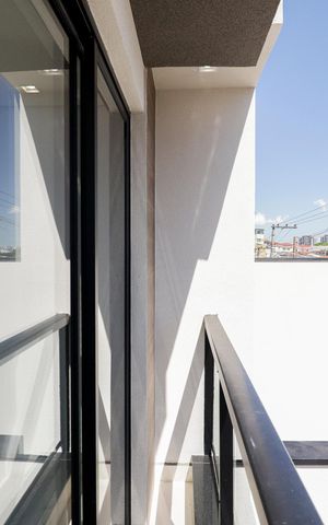 Casa à venda com 160m², 3 quartos e 3 vagas Casa à venda com 160m², 3 quartos e 3 vagasVaranda da Sala