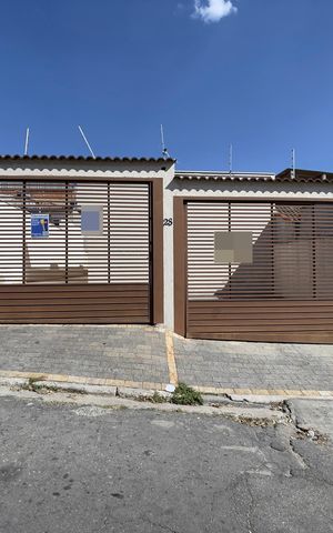 Casa de condomínio à venda com 48m², 2 quartos e sem vaga Casa de condomínio à venda com 48m², 2 quartos e sem vagaFachada