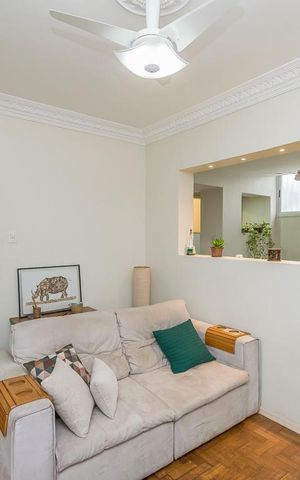 Apartamento à venda com 84m², 2 quartos e 1 vaga Apartamento à venda com 84m², 2 quartos e 1 vagaSala