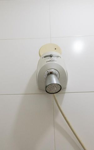 Apartamento à venda com 84m², 2 quartos e 1 vaga Apartamento à venda com 84m², 2 quartos e 1 vagaBanheiro de serviço