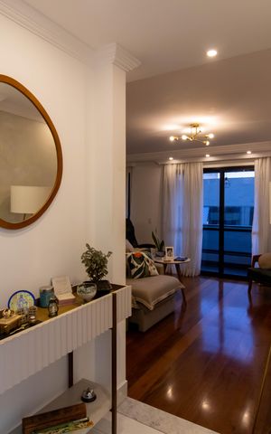 Apartamento à venda com 168m², 3 quartos e 3 vagas Apartamento à venda com 168m², 3 quartos e 3 vagasHall de Entrada