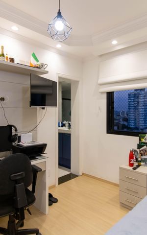 Apartamento à venda com 168m², 3 quartos e 3 vagas Apartamento à venda com 168m², 3 quartos e 3 vagasSuíte 3