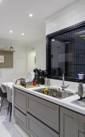 Apartamento à venda com 168m², 3 quartos e 3 vagas Apartamento à venda com 168m², 3 quartos e 3 vagasCozinha