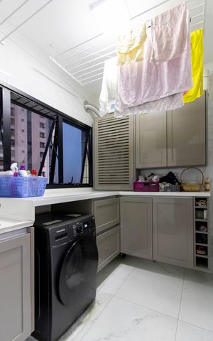 Apartamento à venda com 168m², 3 quartos e 3 vagas Apartamento à venda com 168m², 3 quartos e 3 vagasArea de Serviço