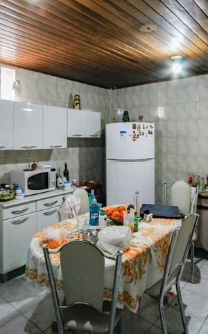Casa à venda com 258m², 3 quartos e 3 vagasCopa