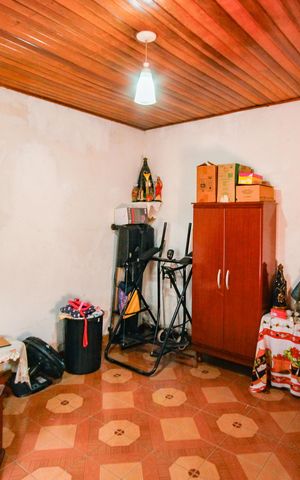 Casa à venda com 258m², 3 quartos e 3 vagasQuarto 3