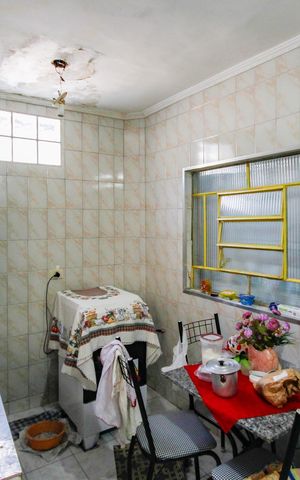 Casa à venda com 258m², 3 quartos e 3 vagasCozinha