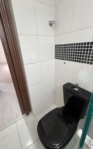 Apartamento à venda com 52m², 2 quartos e 1 vaga Apartamento à venda com 52m², 2 quartos e 1 vagaBanheiro Social