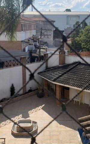Casa de condomínio à venda com 208m², 3 quartos e 2 vagas