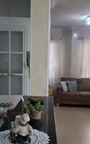 Casa de condomínio à venda com 208m², 3 quartos e 2 vagas