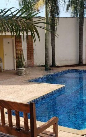 Casa de condomínio à venda com 208m², 3 quartos e 2 vagas