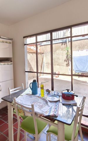 Casa à venda com 200m², 3 quartos e 2 vagas Casa à venda com 200m², 3 quartos e 2 vagasCopa