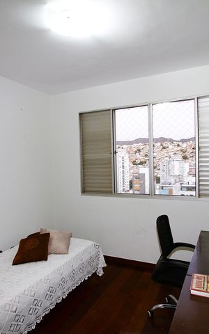 Apartamento à venda com 175m², 3 quartos e 2 vagasQuarto 1