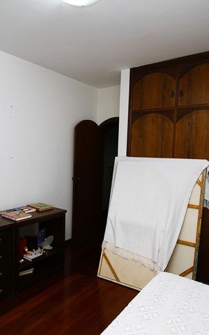 Apartamento à venda com 175m², 3 quartos e 2 vagasQuarto 1