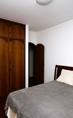 Apartamento à venda com 175m², 3 quartos e 2 vagasQuarto 2