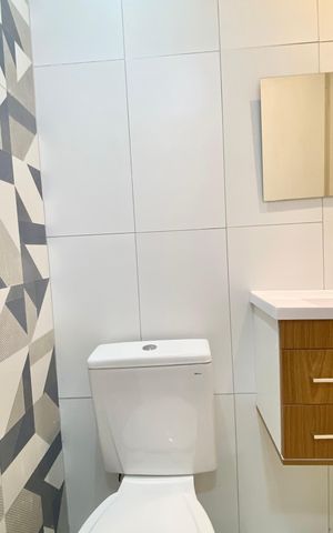 Apartamento para alugar com 55m², 1 quarto e sem vaga Apartamento para alugar com 55m², 1 quarto e sem vagaBanheiro da Suíte
