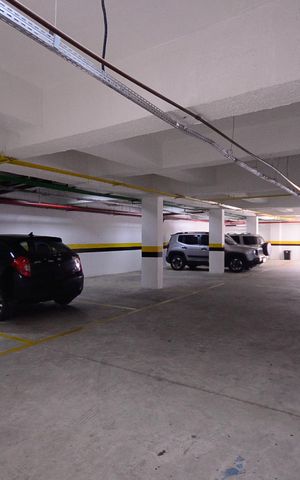 Apartamento para alugar com 100m², 2 quartos e 1 vaga Apartamento para alugar com 100m², 2 quartos e 1 vagaÁrea comum - Garagem