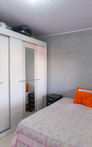 Casa à venda com 150m², 4 quartos e sem vaga Casa à venda com 150m², 4 quartos e sem vagaQuarto