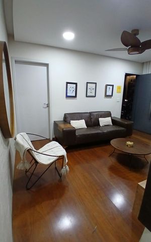 Casa à venda com 130m², 3 quartos e 3 vagas Casa à venda com 130m², 3 quartos e 3 vagasSala