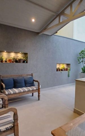 Casa à venda com 130m², 3 quartos e 3 vagas Casa à venda com 130m², 3 quartos e 3 vagasTerraço