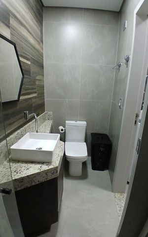 Casa à venda com 130m², 3 quartos e 3 vagas Casa à venda com 130m², 3 quartos e 3 vagasBanheiro 2