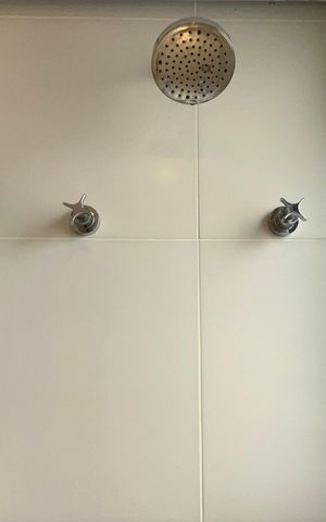 Apartamento para alugar com 32m², 1 quarto e sem vaga Apartamento para alugar com 32m², 1 quarto e sem vagaBanheiro da Suíte