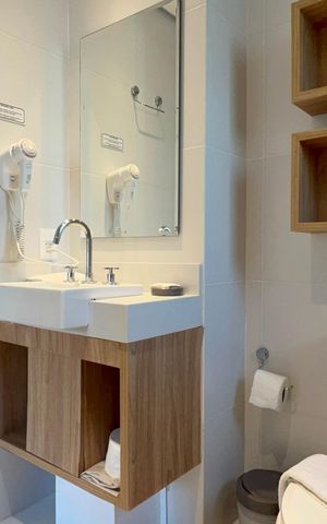 Apartamento para alugar com 32m², 1 quarto e sem vaga Apartamento para alugar com 32m², 1 quarto e sem vagaBanheiro da Suíte