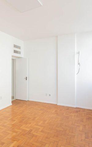 Apartamento à venda com 170m², 3 quartos e 1 vagaSuíte