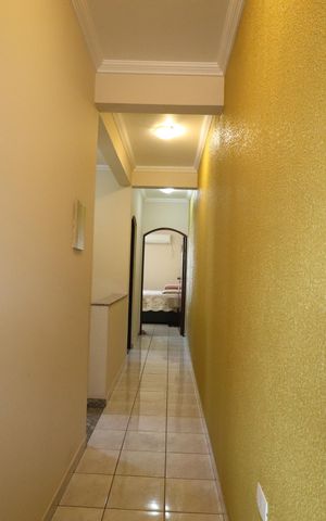 Casa à venda com 180m², 3 quartos e 2 vagasCorredor Quartos