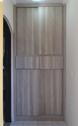 Casa à venda com 180m², 3 quartos e 2 vagasSuíte