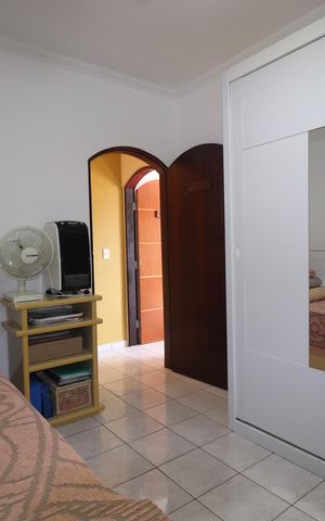 Casa à venda com 180m², 3 quartos e 2 vagasQuarto 1