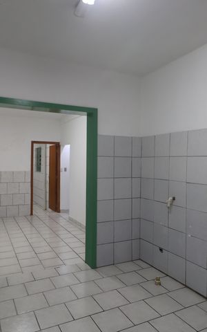 Casa para alugar com 350m², 3 quartos e 2 vagasCozinha