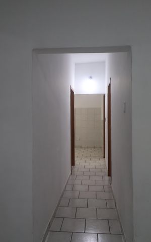 Casa para alugar com 350m², 3 quartos e 2 vagasCorredor