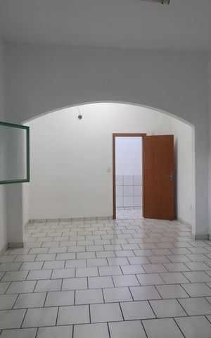 Casa para alugar com 350m², 3 quartos e 2 vagasSala 3