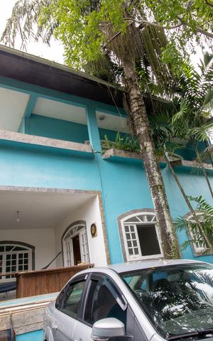 Casa de condomínio para alugar com 333m², 5 quartos e 2 vagas Casa de condomínio para alugar com 333m², 5 quartos e 2 vagasFachada