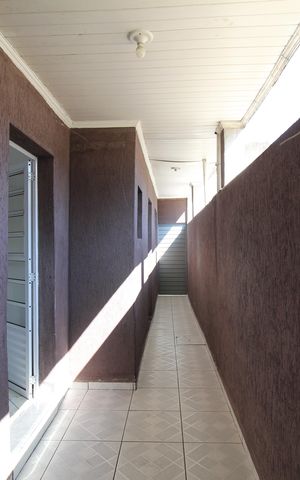 Casa para alugar com 60m², 2 quartos e sem vagaCorredor