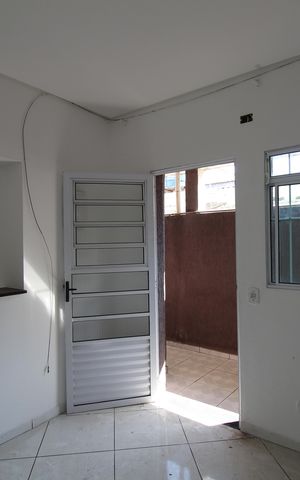 Casa para alugar com 60m², 2 quartos e sem vagaSala