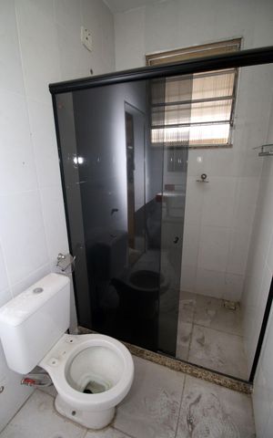 Casa à venda com 400m², 2 quartos e 2 vagasBanheiro da Suíte 1