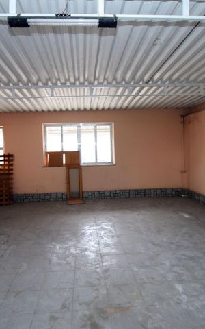 Casa à venda com 400m², 2 quartos e 2 vagasVaranda gourmet