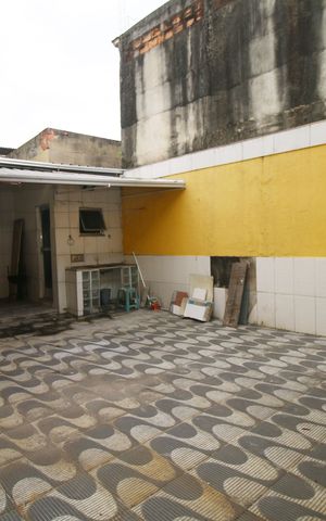 Casa à venda com 400m², 2 quartos e 2 vagasQuintal