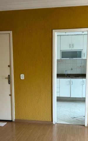 Apartamento à venda com 85m², 3 quartos e 1 vaga Apartamento à venda com 85m², 3 quartos e 1 vagaSala