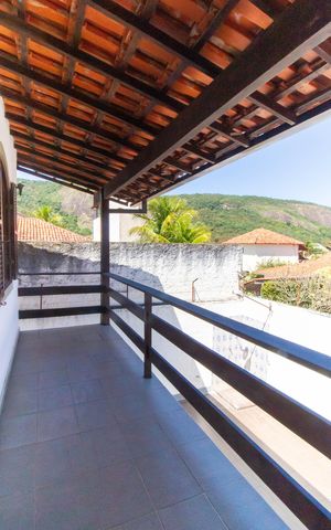 Casa à venda com 200m², 4 quartos e 3 vagas Casa à venda com 200m², 4 quartos e 3 vagasVaranda Quarto 3