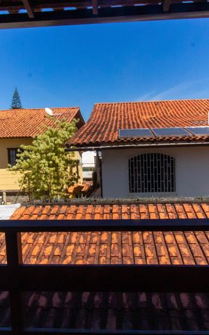 Casa à venda com 200m², 4 quartos e 3 vagas Casa à venda com 200m², 4 quartos e 3 vagasVista Quarto 3