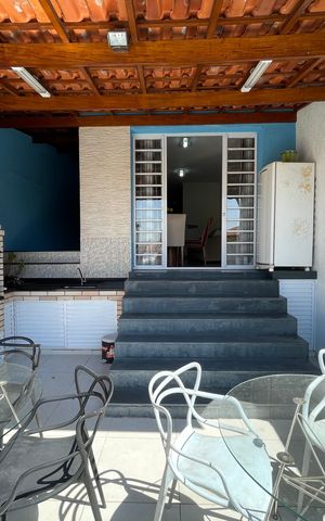 Casa à venda com 182m², 3 quartos e 3 vagas Casa à venda com 182m², 3 quartos e 3 vagasChurrasqueira