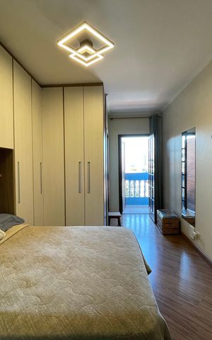Casa à venda com 182m², 3 quartos e 3 vagas Casa à venda com 182m², 3 quartos e 3 vagasSuíte