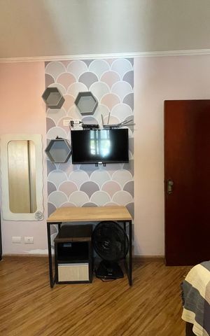 Casa à venda com 182m², 3 quartos e 3 vagas Casa à venda com 182m², 3 quartos e 3 vagasQuarto 1